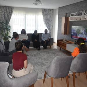 Koruyucu Ailelerimizle Bir Araya Gelmeyi Sürdürüyoruz - fotoğraf 2