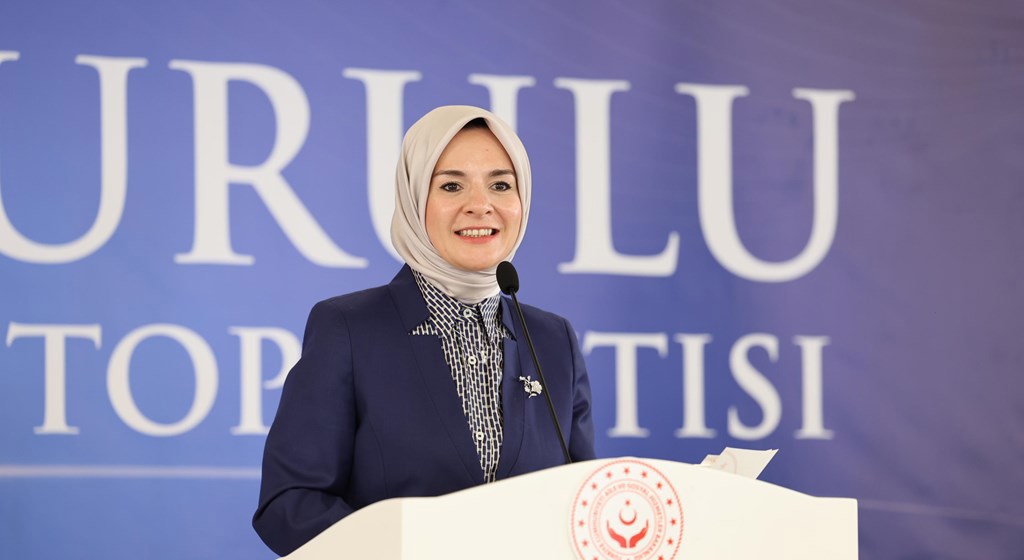 Minister Mahinur Özdemir Göktaş spoke at the "Ministry of Family and Social Services Scientific Board Commissions Meeting"