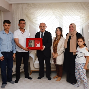 Şehit Yakınları ve Gazilerimize Bayram Ziyareti - fotoğraf 4