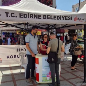 Edirne Aile ve Sosyal Hizmetler İl Müdürlüğü tarafından Koruyucu Aile Günü kutlandı. - fotoğraf 3