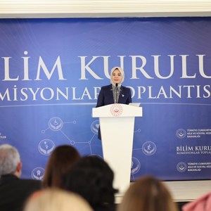 Bakanımız Mahinur Özdemir Göktaş, "Aile ve Sosyal Hizmetler Bakanlığı Bilim Kurulu Komisyonlar Toplantısı"nda Konuştu - fotoğraf 3