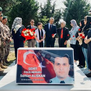 Şehit Serhan ALIŞKAN Sene-i Devriyesinde mezarı başında anıldı. - fotoğraf 3