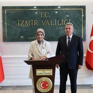 Bakanımız Mahinur Özdemir Göktaş İzmir'de Sosyal Dayanışma Merkezi'nin Açılışını Gerçekleştirdi - fotoğraf 2