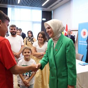 Aile ve Sosyal Hizmetler Bakanımız Göktaş, Senegal'de Türk vatandaşlarıyla bir araya geldi - fotoğraf 5