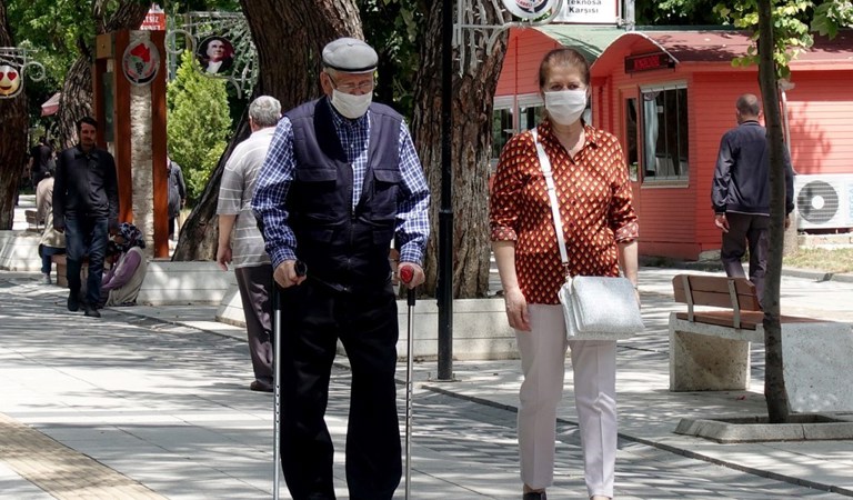 Minister Mahinur Özdemir Göktaş: "The Ministry has deposited a total of 4.8 billion TL of pensions for older persons and persons with disabilities into their accounts in June"