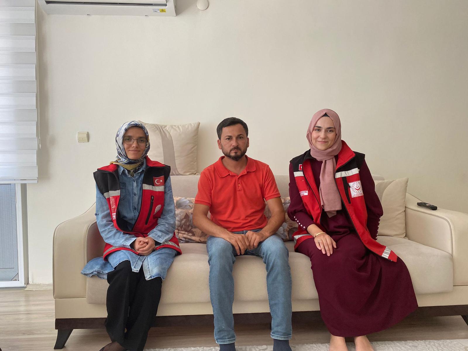 #AnamurSHM, devletimizin bekâsı uğruna canını feda eden Aziz Şehitlerimizin bizlere emaneti kıymetli ailelerini ve kahraman Gazilerimizi #15TemmuzDemokrasiveMilliBirlikGünü münasebetiyle ziyaret etti.        