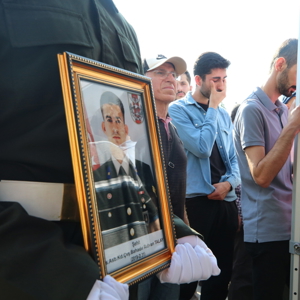 Şehit Astsubay Kıdemli Çavuş Bahadır Rıdvan TALAY Son Yolculuğuna Uğurlandı - fotoğraf 5