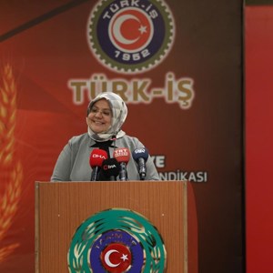 Bakan Selçuk: "Geçici İşçilerin Çalışma Sürelerini Uzattık" - fotoğraf 1