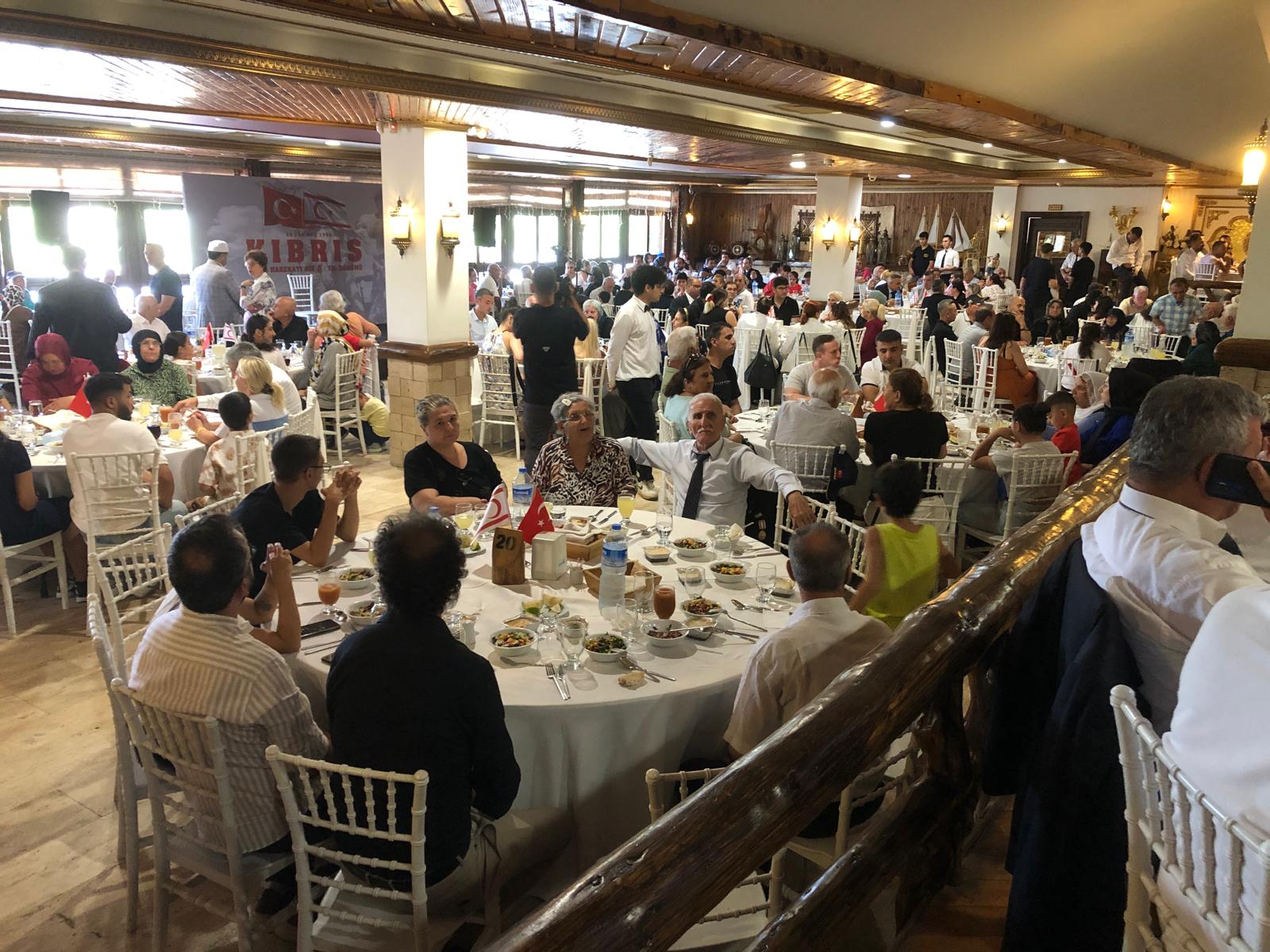 20 Temmuz Kıbrıs Barış Harekatı’nın 50. yıl dönümü münasebeti ile kıymetli Şehit Aileleri ve Gazilerimiz onuruna verilen yemeğe Mersin Valimiz Sn. Ali Hamza PEHLİVAN ve İl Müdürümüz Naci YILMAZ ile katıldık.