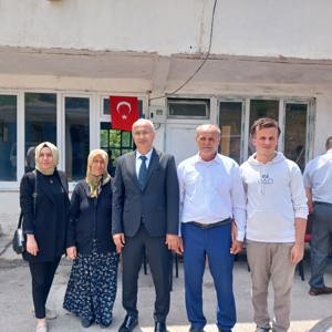 ŞEHİT ÖĞRETMENİMİZ NECMETTİN YILMAZ’I ŞEHADETİNİN 8. YILINDA KABRİ BAŞINDA ANDIK! - fotoğraf 2