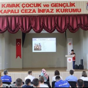 Kavak Ceza İnfaz Kurumunda Akran Zorbalığına Karşı Farkındalık Semineri Düzenlendi - fotoğraf 2