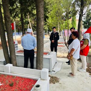 Şehit Türker Doğan GÜLERCE kabri başında anıldı. - fotoğraf 1