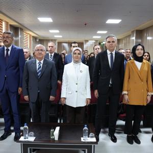 Bakanımız Göktaş Yüksekova Spor Kulübü Kadın Futbol Takımı Otobüs Teslim Töreni’ne Katıldı - fotoğraf 2
