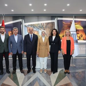 Bakanımız Sayın Mahinur ÖZDEMİR GÖKTAŞ Valiliğimizi Ziyaret Etti - fotoğraf 2