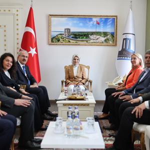 Bakanımız Mahinur Özdemir Göktaş, Çanakkale'de Aile ve Sosyal Hizmetler İl Müdürlüğünün yeni binasını açtı - fotoğraf 7