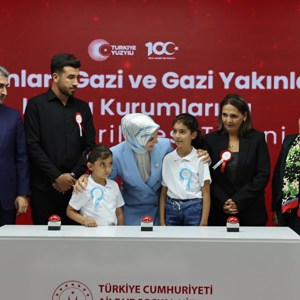 Bakanımız Göktaş: "Bugün yapacağımız atamalarla birlikte 50 bin 630 şehit ve gazi yakınlarımızın, gazilerimizin kamuda istihdamını sağladık" - fotoğraf 5