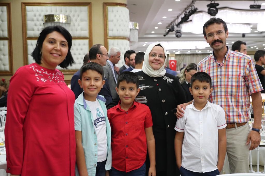 Bakan Selçuk: “Şehit, Harp ve Vazife Malulleri ve Çocuklarına Bu Yılki Eğitim ve Öğretim Yardımı Ödemeleri Bugün Başladı”