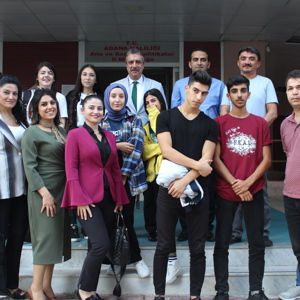 ‘‘Benim Rehberim’’ Programı Kapsamında, Gönüllü Rehberler ve Gençlerimiz İl Müdürlüğümüzde Bir Araya Geldiler - fotoğraf 3