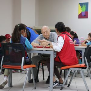 Kuşaktan Kuşağa Öğrenme Etkinliği Gerçekleştirildi - fotoğraf 4