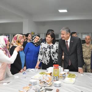 Gaziler Günü Münasebetiyle Gazilerimiz ve aileleri ile akşam yemeği programında buluştuk. - fotoğraf 4