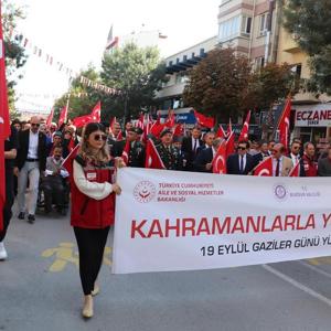 KAHRAMAN GAZİLERİMİZ, DÜZENLENEN PROGRAMLARLA ANILDI - fotoğraf 3