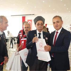 KAHRAMAN GAZİLERİMİZ, DÜZENLENEN PROGRAMLARLA ANILDI - fotoğraf 21