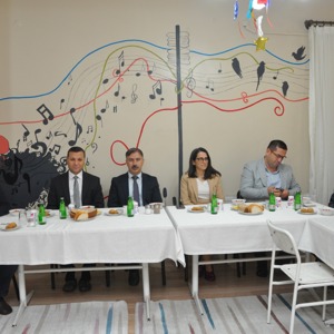 Cumhuriyet Başsavcımız ve Adalet Komisyonu Başkanımızdan Çocuklarımıza Ziyaret - fotoğraf 2