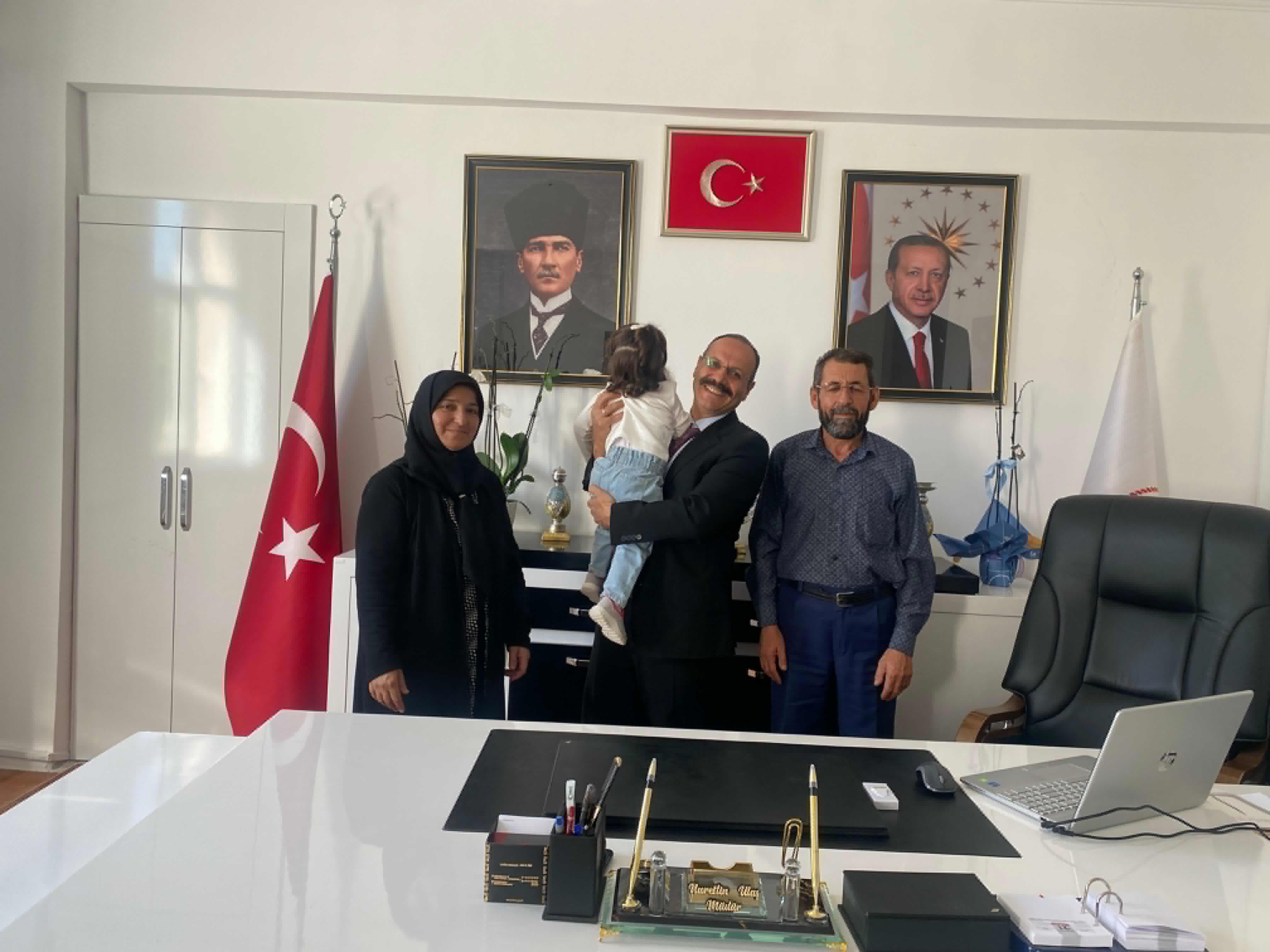 “Her Çocuk Bir Ailede Büyüsün, Sevgiyle Güçlensin.” - fotoğraf 1