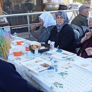 Kıymetli Büyüklerimiz Hayırsever İş İnsanının Davetine Katılım Sağladılar - fotoğraf 3