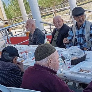 Kıymetli Büyüklerimiz Hayırsever İş İnsanının Davetine Katılım Sağladılar - fotoğraf 4