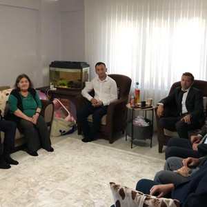 İnebolu İlçemizde İİkamet Eden Aziz Şehitlerimizin Kıymetli Aileleri Ziyaret Edildi - fotoğraf 1