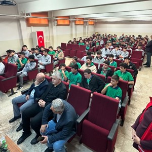 Kahraman Gazilerimiz Öğrencilere Fedakârlık ve Kahramanlık Hikâyelerini Aktardılar - fotoğraf 4