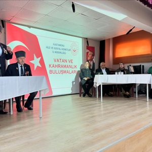 Kahraman Gazilerimiz Öğrencilere Fedakârlık ve Kahramanlık Hikâyelerini Aktardılar - fotoğraf 9