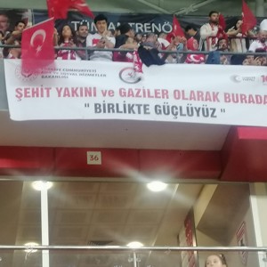 Samsun 19 Mayıs Stadyumu'nda Şehit Yakınları Ve Gazilerimizle Milli Maçımız Büyük Bir Coşkuyla İzlendi - fotoğraf 4
