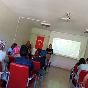 Kadın Hizmetleri birimimiz ve Şiddet Önleme ve İzleme Merkezimiz  tarafından Eğitimlerimiz devam ediyor… - fotoğraf 8