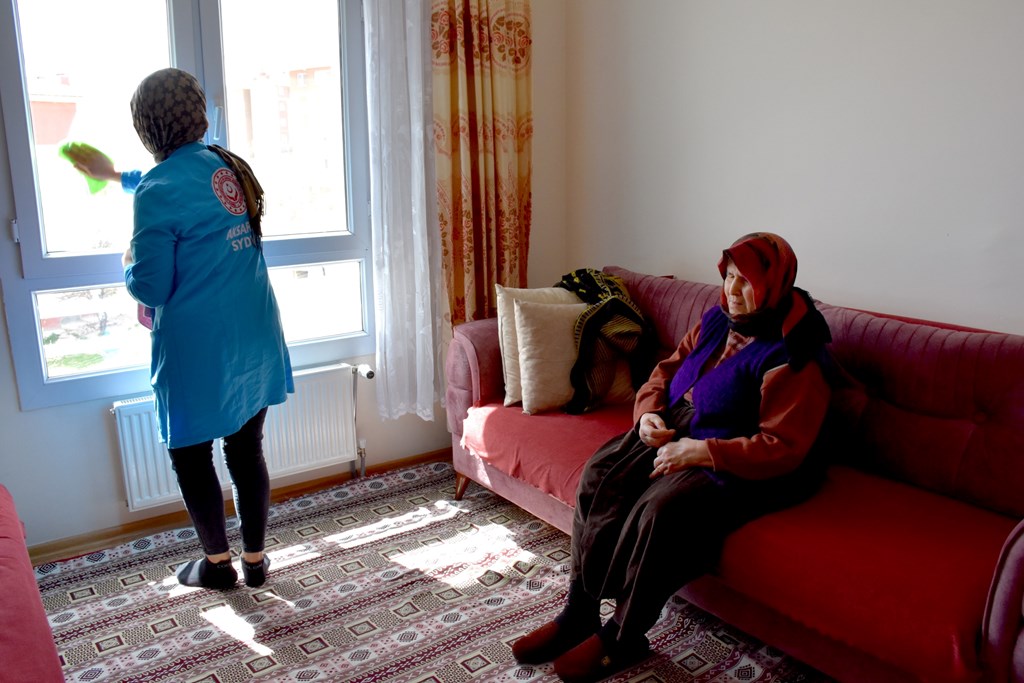 Bu yıl 128 bin engelli ve yaşlıya devletin "vefa eli" uzandı