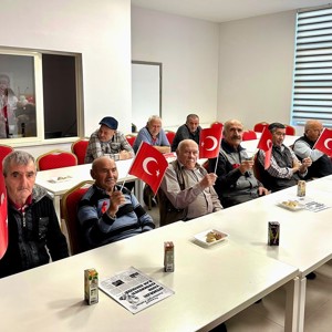 Üniversite Öğrencileri Kıymetli Büyüklerimiz İle Bir Araya Geldiler - fotoğraf 5