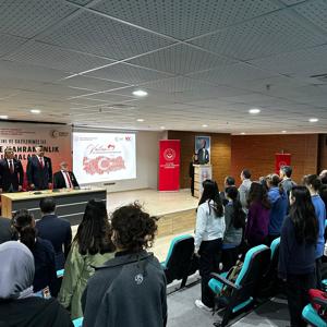 Vatan ve Kahramanlık Buluşmaları etkinliğinde Kahraman Gazilerimiz öğrenciler ile bir araya geldi - fotoğraf 3