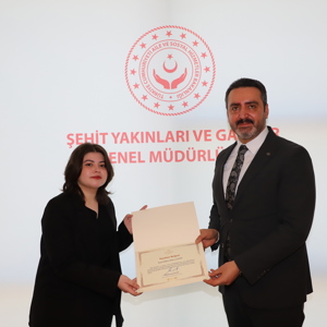 Bir Çerçeve İki Kahraman - fotoğraf 7