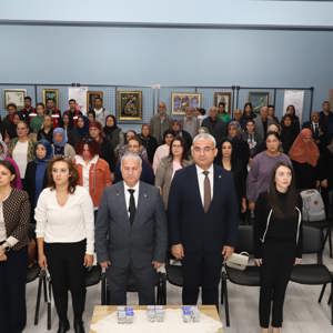 BAKANLIĞIMIZIN AİLEMİZ İSTİKBALİMİZ TEMASIYLA  İL MÜDÜRLÜĞÜMÜZ VE CEYHAN SOSYAL HİZMER MERKEZİ İŞBİRLİĞİ İLE DÜZENLENEN AİLE SÖYLEŞİSİ - fotoğraf 1