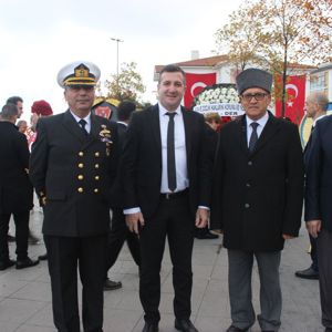 Cumhuriyetimizin kurucusu Gazi Mustafa Kemal Atatürk’ün aramızdan ayrılışının 86. yıl dönümü dolayısıyla anma programı düzenlendi - fotoğraf 2