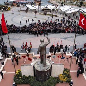 Cumhuriyetimizin kurucusu Gazi Mustafa Kemal Atatürk’ün aramızdan ayrılışının 86. yıl dönümü dolayısıyla anma programı düzenlendi - fotoğraf 3