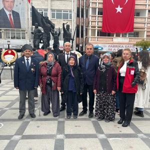 CUMHURİYETİMİZİN KURUCUSU GAZİ MUSTAFA KEMAL  ATATÜRK ÖLÜMÜNÜN 86.YILINDA DÜZENLENEN PROGRAMLA ANILDI. - fotoğraf 6