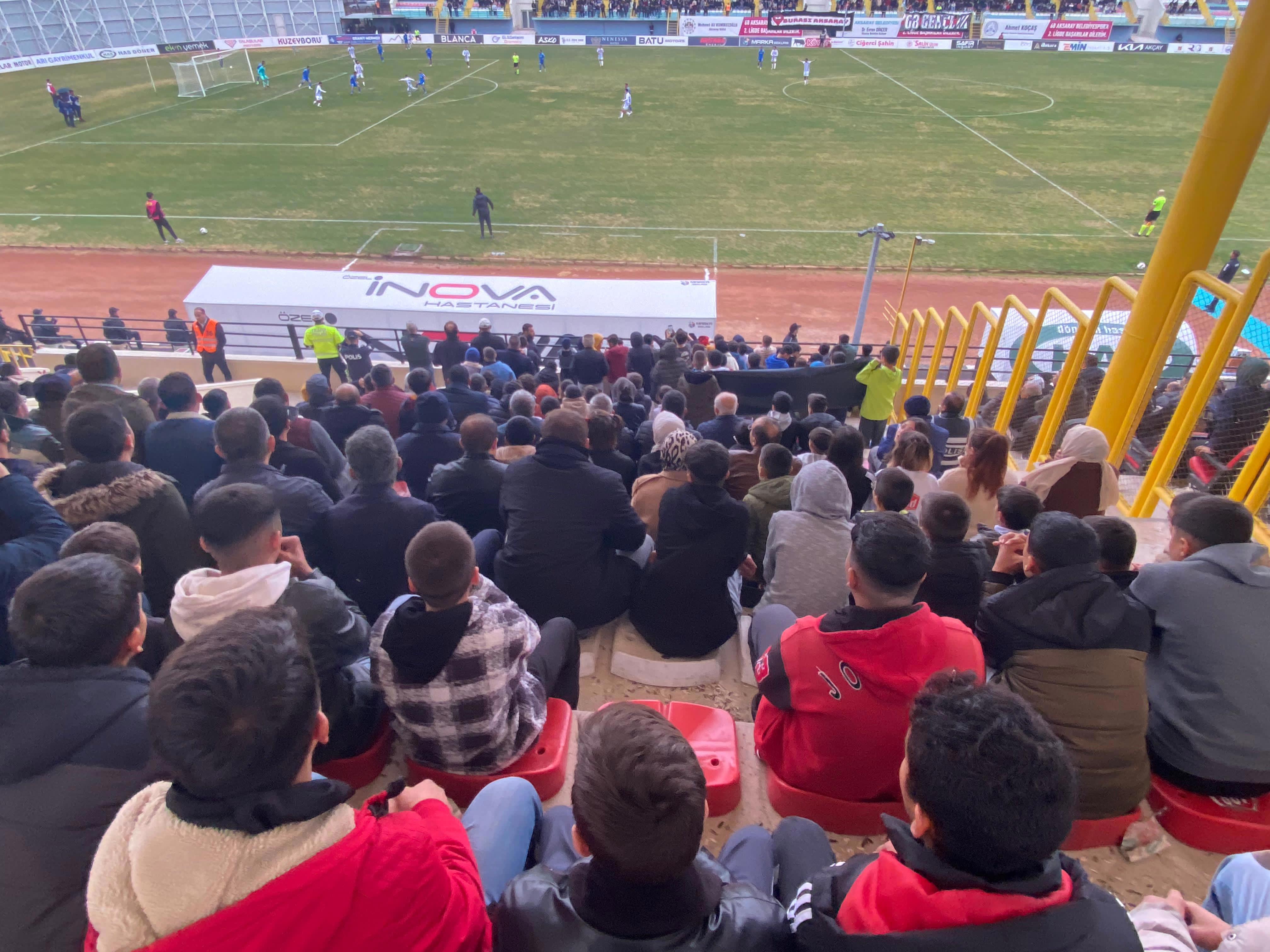 BİZİM ÇOCUKLARLA TRİBÜNDE FUTBOL MAÇI HEYECANI YAŞADIK! - fotoğraf 1