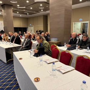 Kooperatif ortağı erkekler ile erkek Muhtar ve Din görevlilerine yönelik "Kooperatifçilik ve Kadın Erkek Eşitliği" tanıtım toplantısı gerçekleşti - fotoğraf 9