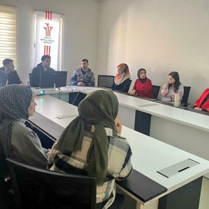 Kozluk İlçe Sağlık Müdürlüğü personellerine Bakanlığımızın sosyal hizmet modelleri konusunda eğitim  - fotoğraf 2