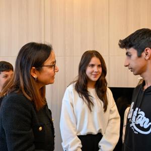Valimiz Dr. Hülya Kaya, 20 Kasım Dünya Çocuk Hakları Günü'nde Çocuk Meclisi Kurulacağını Duyurdu - fotoğraf 2