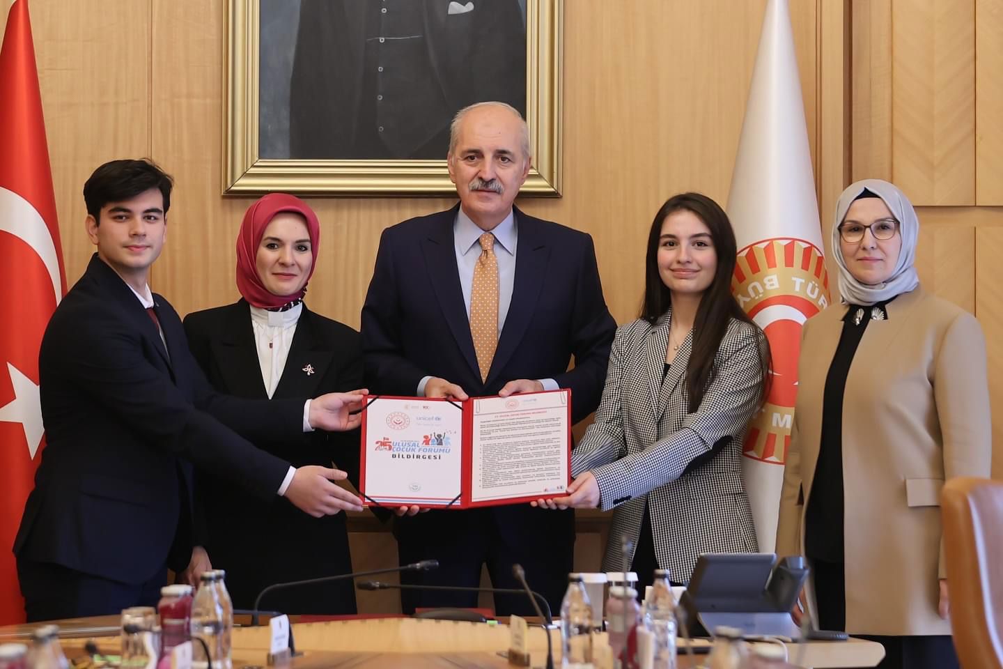Aksaray Çocuk Hakları İl Komitesi Başkanlarımız Arda Poyraz ve Sümeyye Altınışık Gazi Meclisimizde! - fotoğraf 3