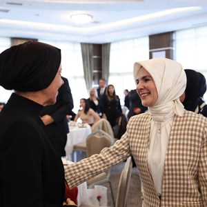 Aile ve Sosyal Hizmetler Bakanımız Göktaş, şehit ve gazi yakını öğretmenlerle buluştu - fotoğraf 4
