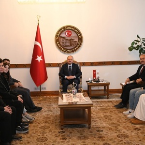 Çocuk Hakları Yürütme Komitesinden Valimiz Sayın Meftun Dallı’ya Ziyaret - fotoğraf 1